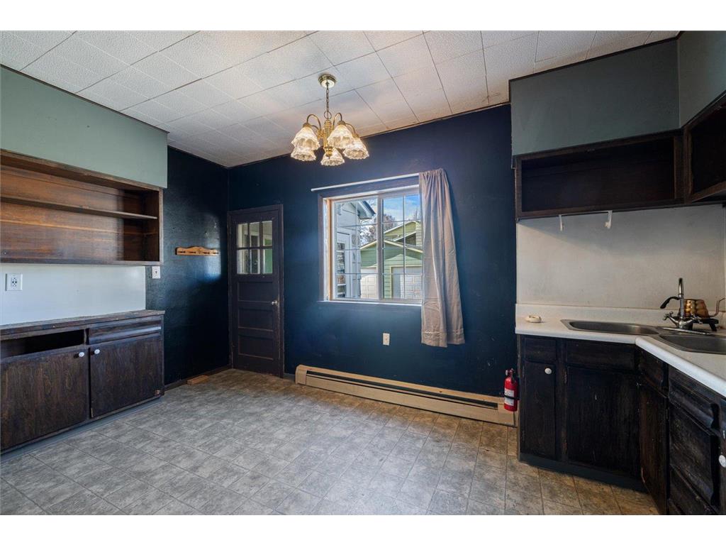 429 S 4th Avenue E Ely MN 55731 7064870 image24