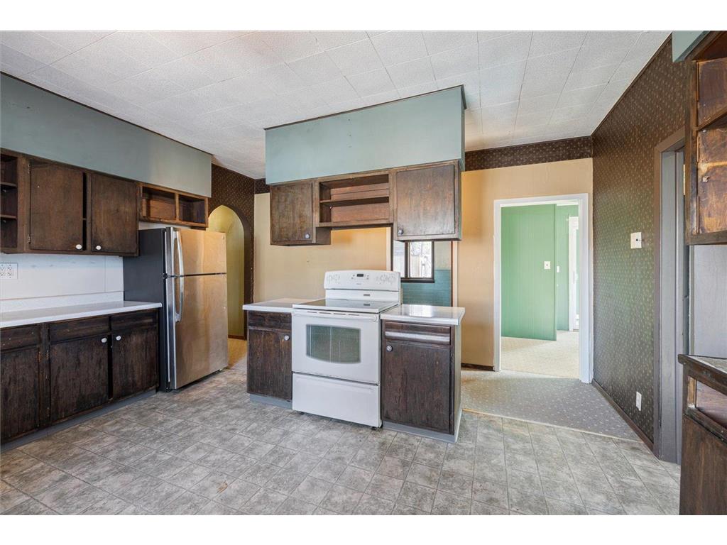 429 S 4th Avenue E Ely MN 55731 7064870 image26