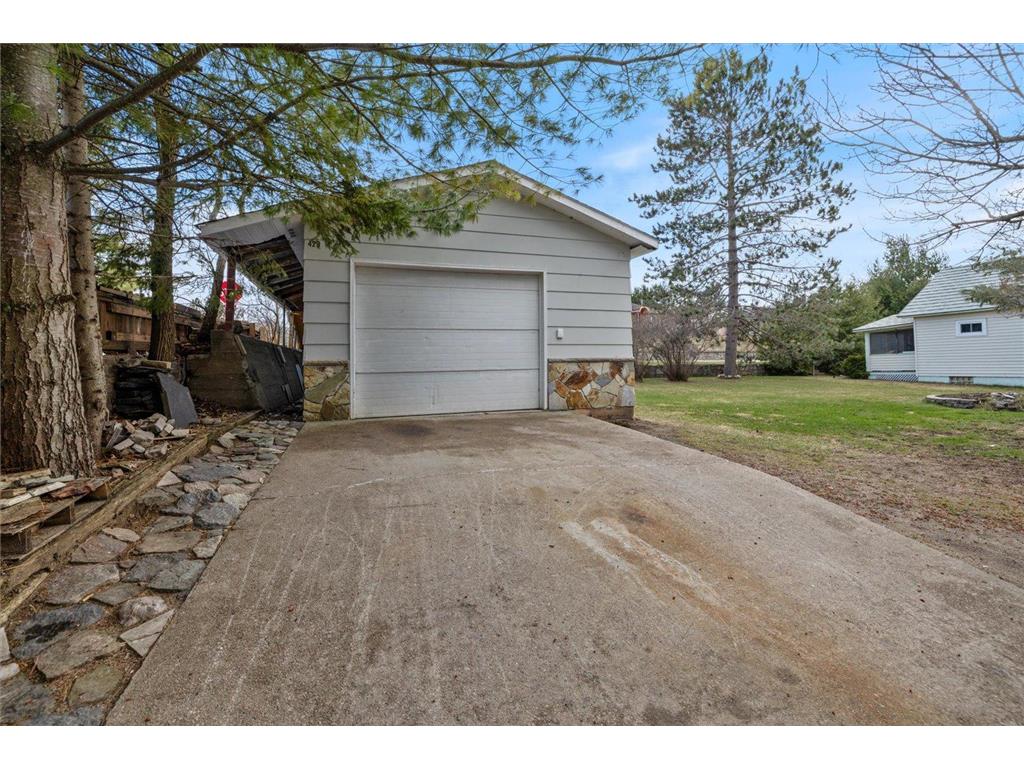 429 S 4th Avenue E Ely MN 55731 7064870 image52