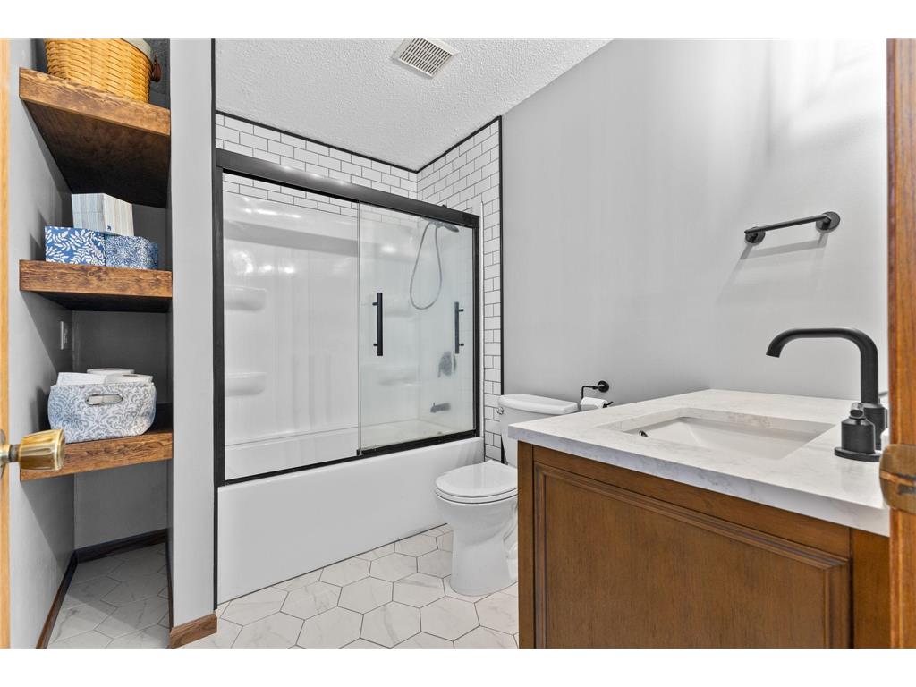 4290 Fox Ridge Road Eagan MN 55122 7052504 image23