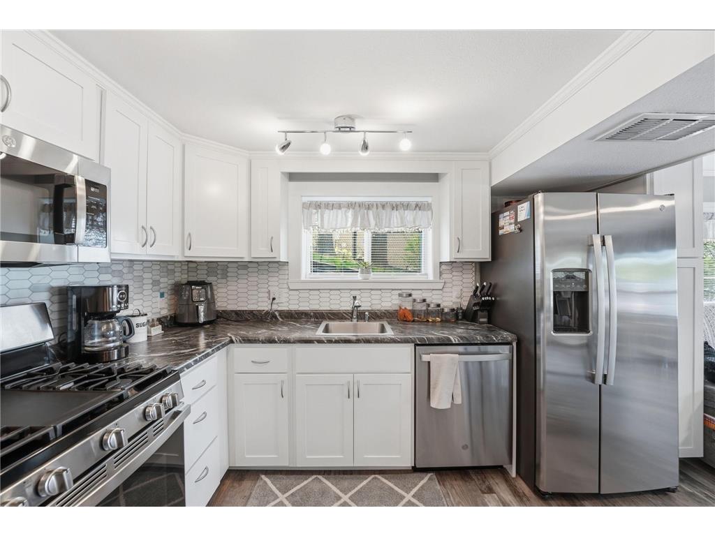 4292 115th Avenue Clear Lake MN 55319 - Julia Lake 7081269 image16