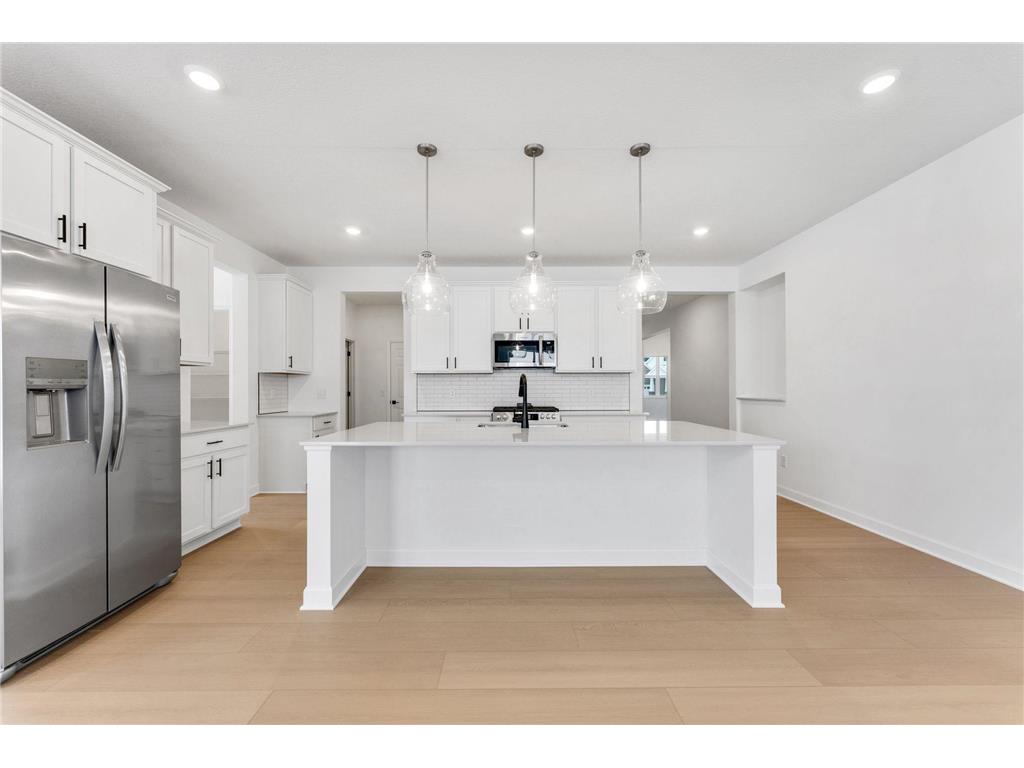 4292 132nd Avenue NE Blaine MN 55449 7083392 image3