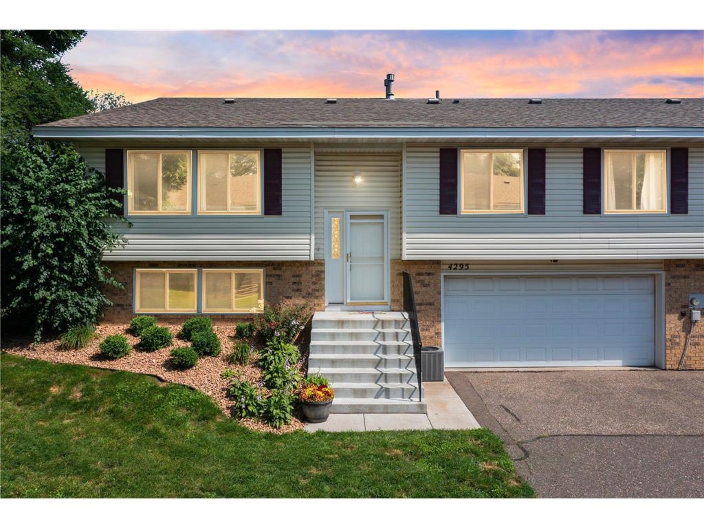 4295 Evergreen Drive Vadnais Heights MN 55127 6565280 image1