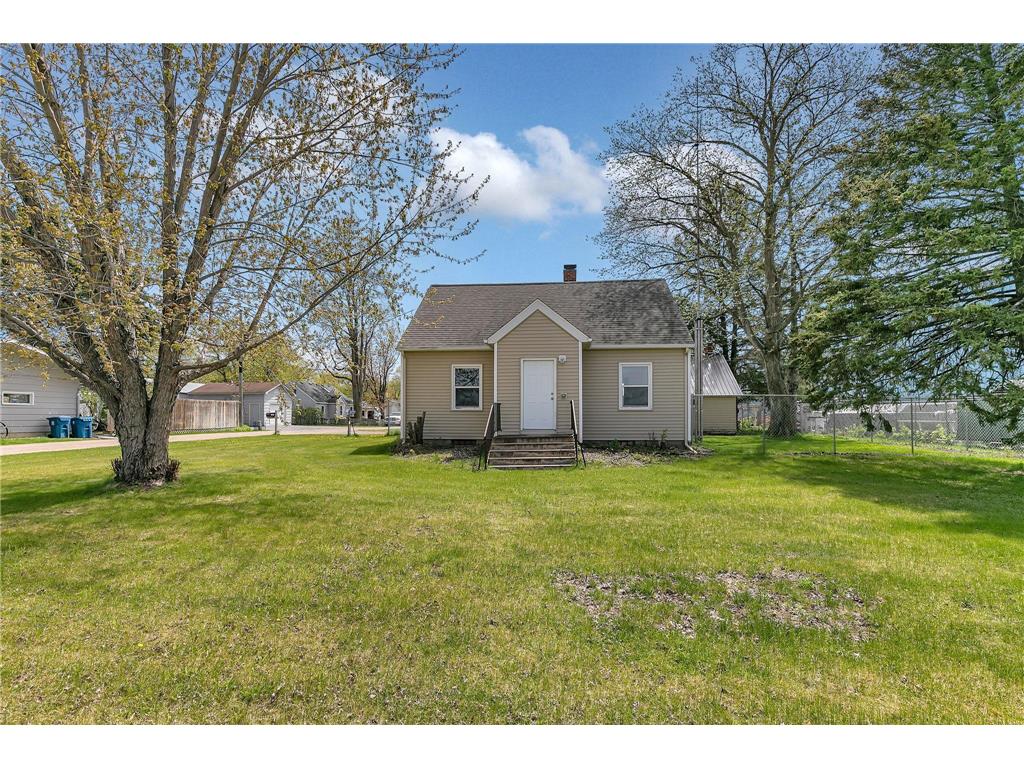 42975 126th Avenue Holdingford MN 56340 7068603 image2