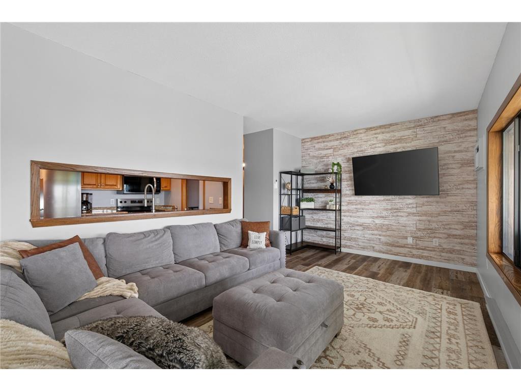 43 2nd Avenue SE #202 Forest Lake MN 55025 - Forest 7099414 image5