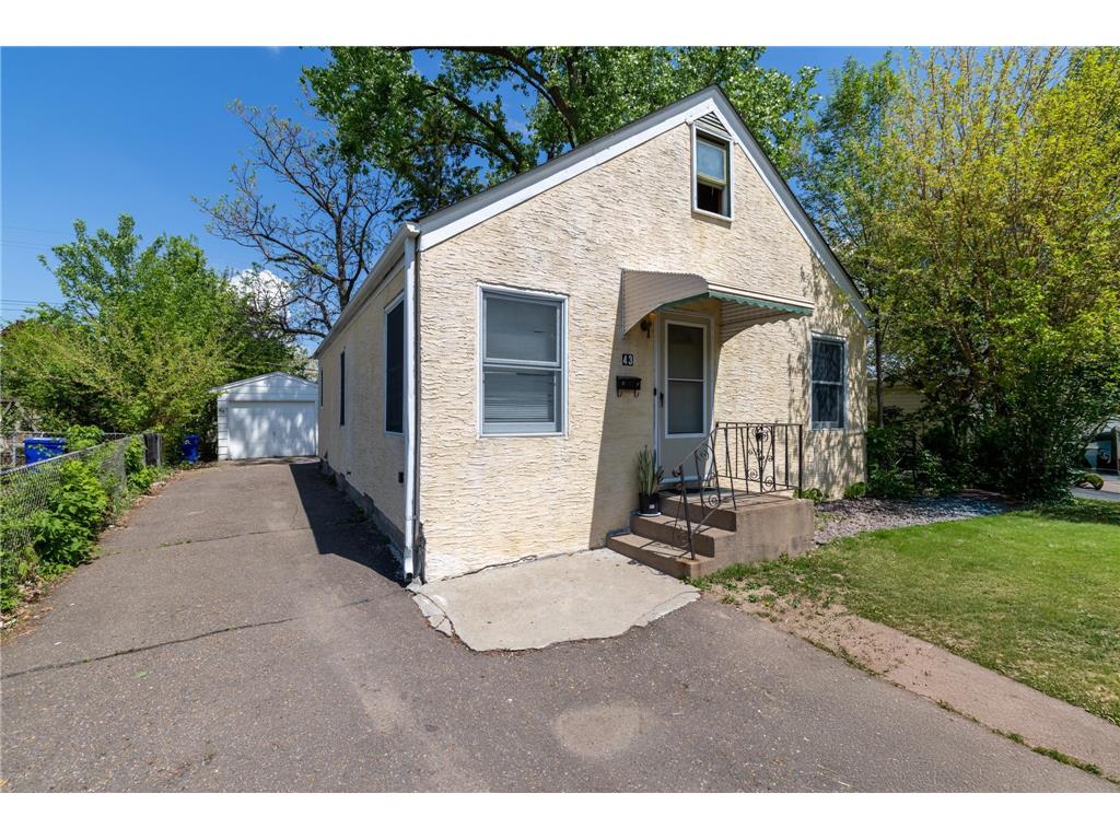 43 Hawthorne Avenue W Saint Paul MN 55117 6738268 image1