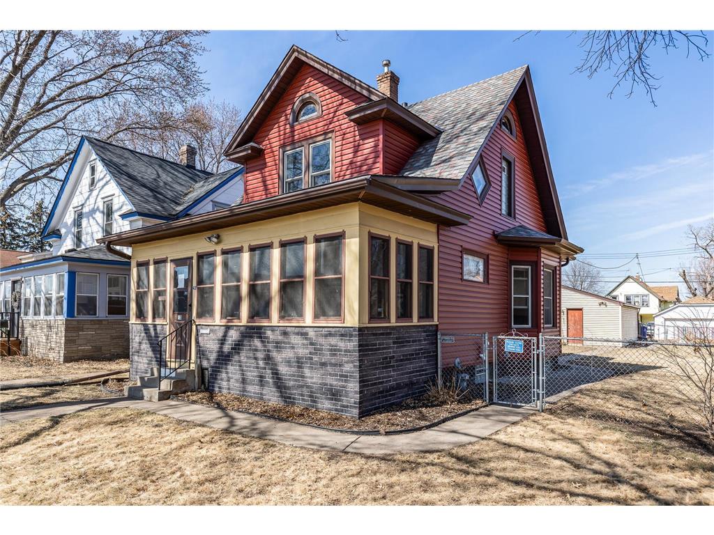 43 Rose Avenue E Saint Paul MN 55117 6692617 image1