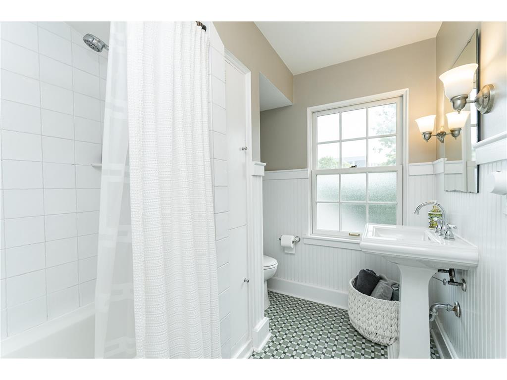 430 15th Avenue SW Rochester MN 55902 6797976 image16