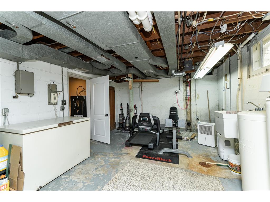 430 15th Avenue SW Rochester MN 55902 6797976 image40