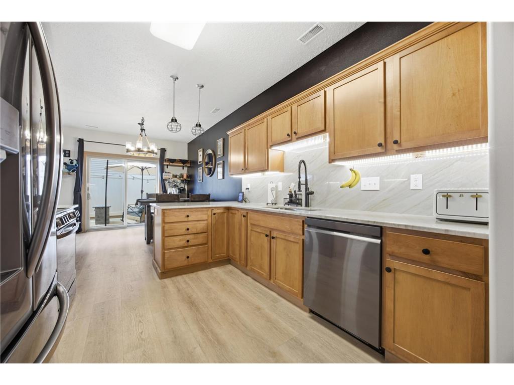 430 19th Avenue W #F Fargo ND 58078 7099741 image12