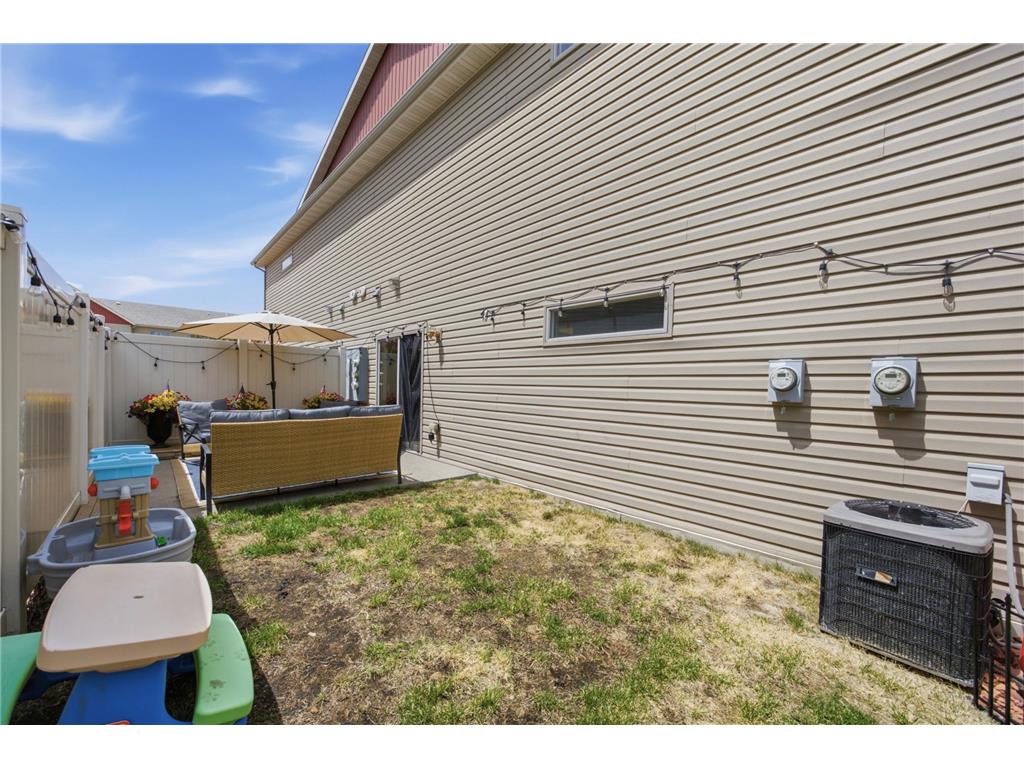 430 19th Avenue W #F Fargo ND 58078 7099741 image27