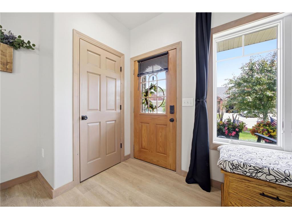 430 19th Avenue W #F Fargo ND 58078 7099741 image4