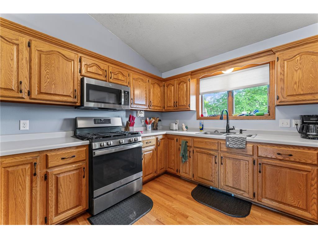 430 2nd Street SE Plainview MN 55964 7077515 image11