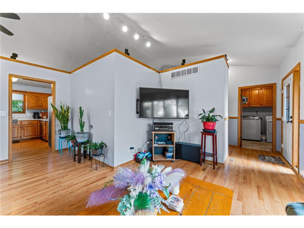 430 2nd Street SE Plainview MN 55964 7077515 image5