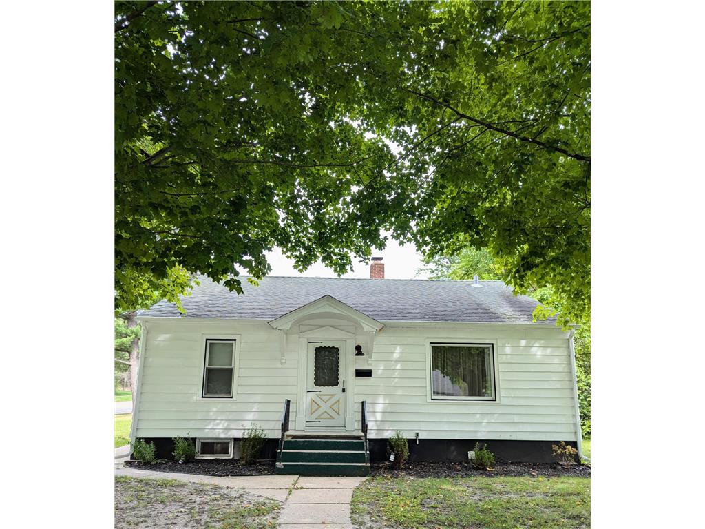 430 NE 5th Avenue Grand Rapids MN 55744 6586243 image1