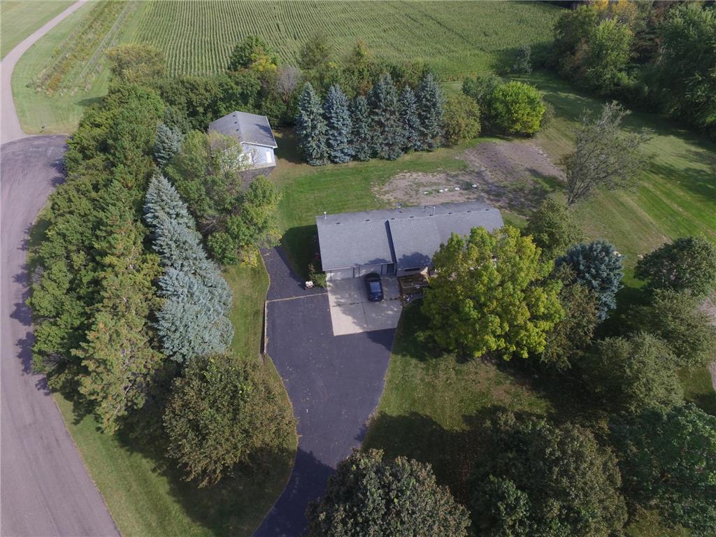 4300 Michelle Street New Prague MN 56071 6807897 image1