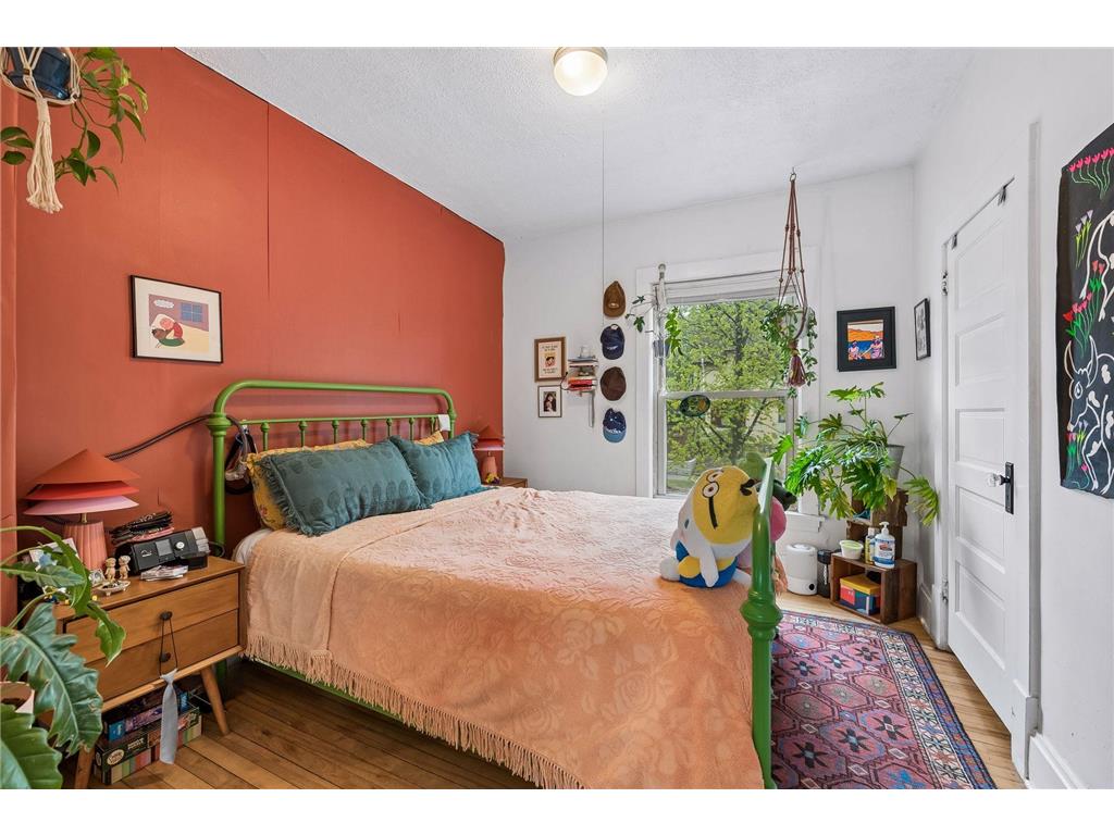 4300 Pleasant Avenue Minneapolis MN 55409 7070808 image12