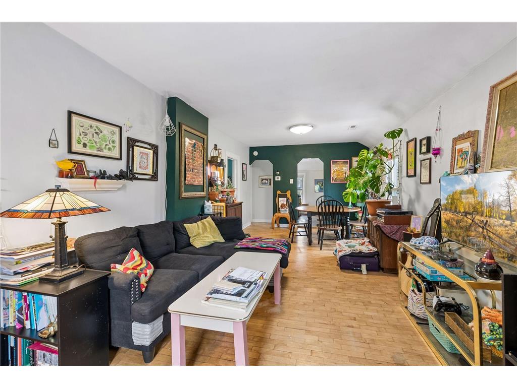4300 Pleasant Avenue Minneapolis MN 55409 7070808 image16