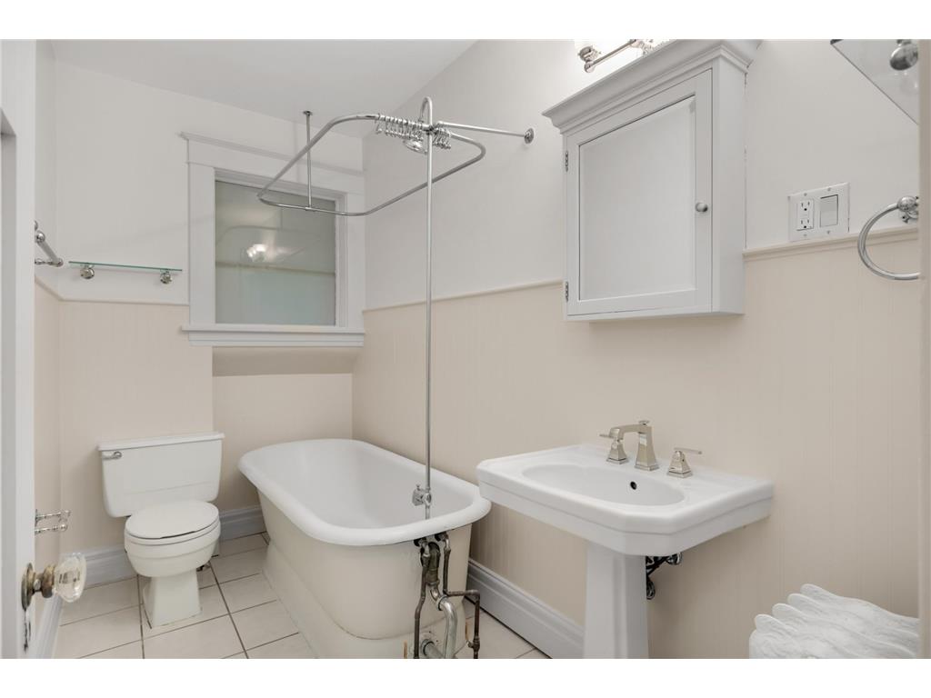 4300 Xerxes Avenue S Minneapolis MN 55410 7093971 image35