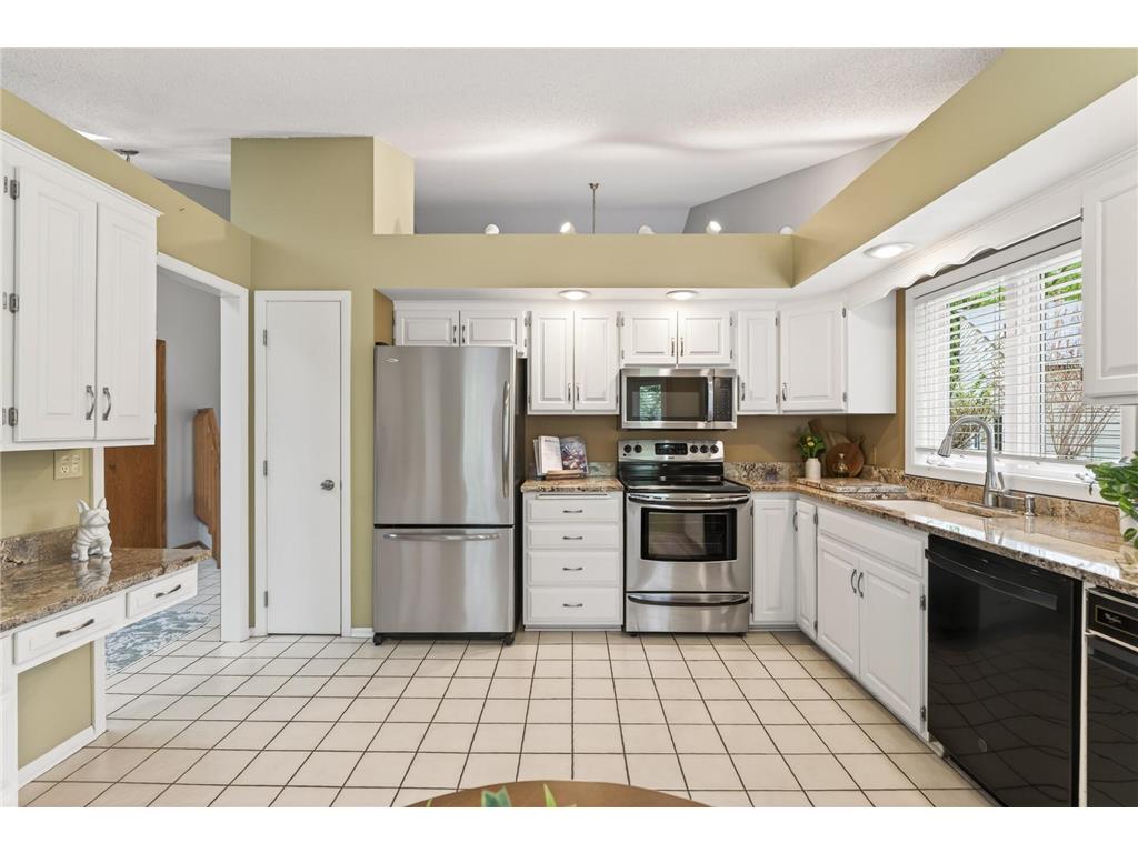 4301 Arrowhead Court Minnetonka MN 55345 7062252 image11