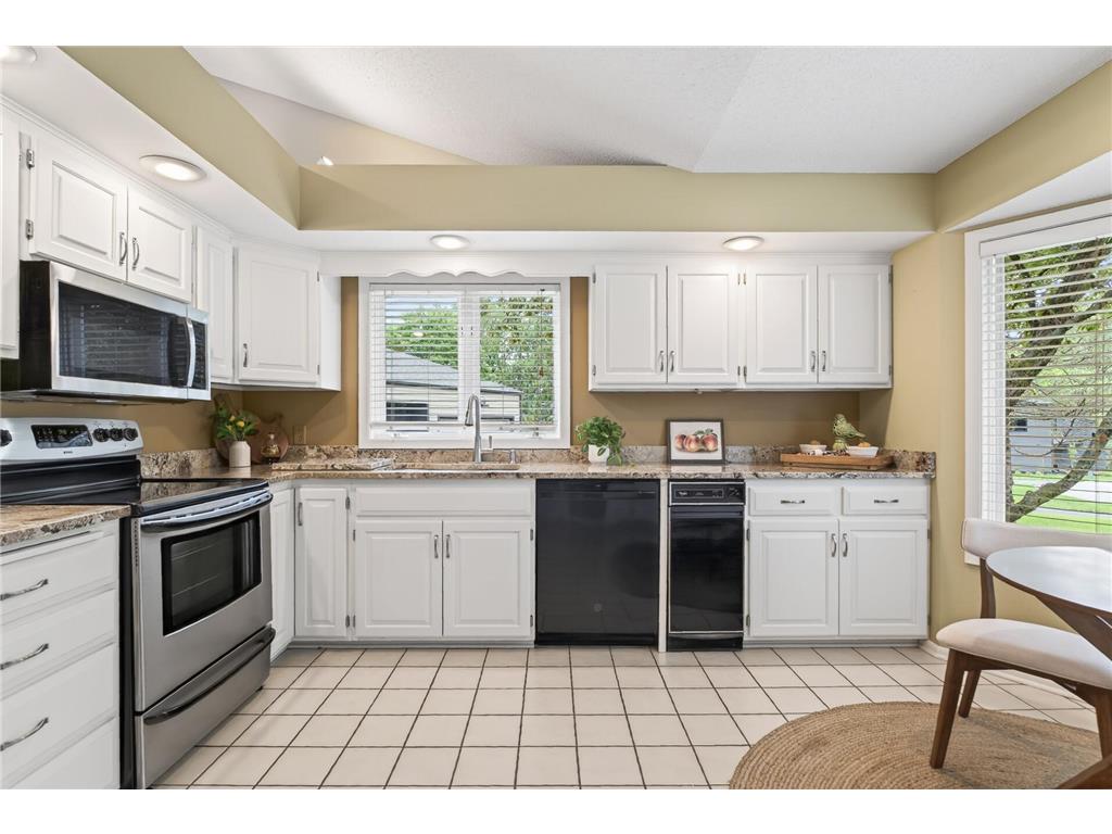 4301 Arrowhead Court Minnetonka MN 55345 7062252 image9