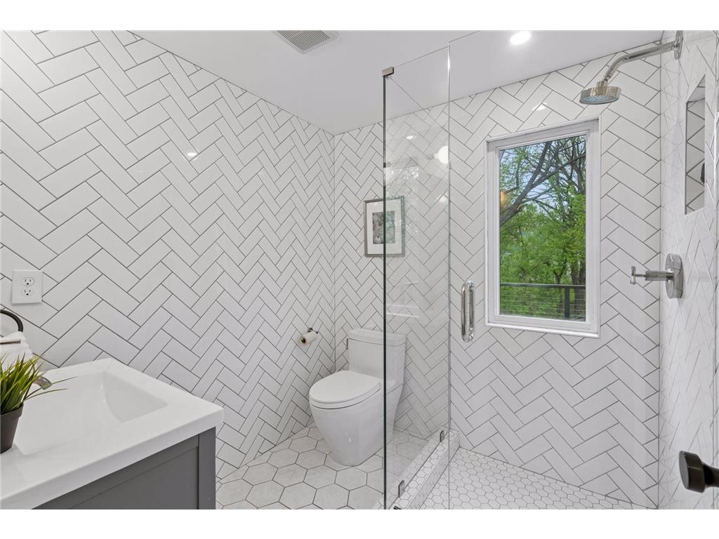 4301 Cedar Lake Road S Saint Louis Park MN 55416 7041901 image20