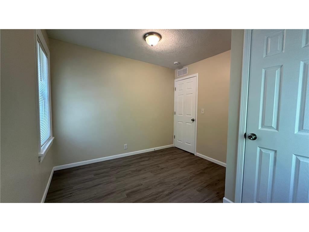 4301 James Avenue N Minneapolis MN 55412 7074750 image10