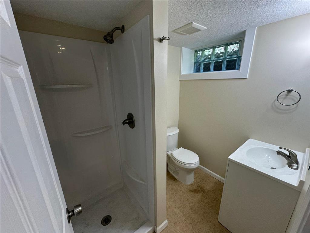 4301 James Avenue N Minneapolis MN 55412 7074750 image24