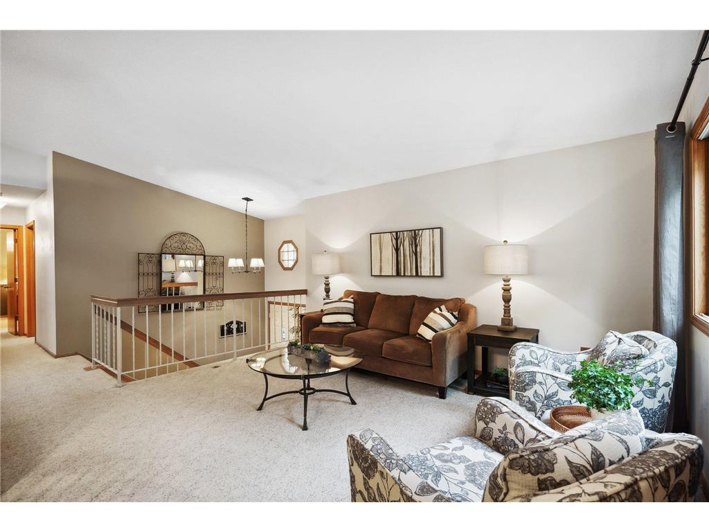 4302 Clemson Circle #B Eagan MN 55122 6401629 image1
