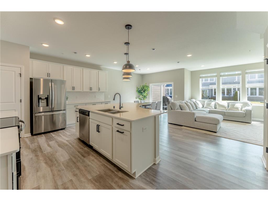 4303 123rd Avenue NE #E Blaine MN 55449 7056949 image2