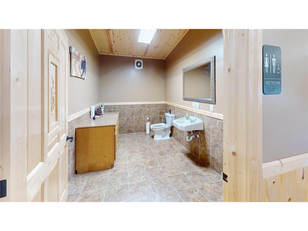 4303 Highway 53 Orr MN 55771 6590670 image19