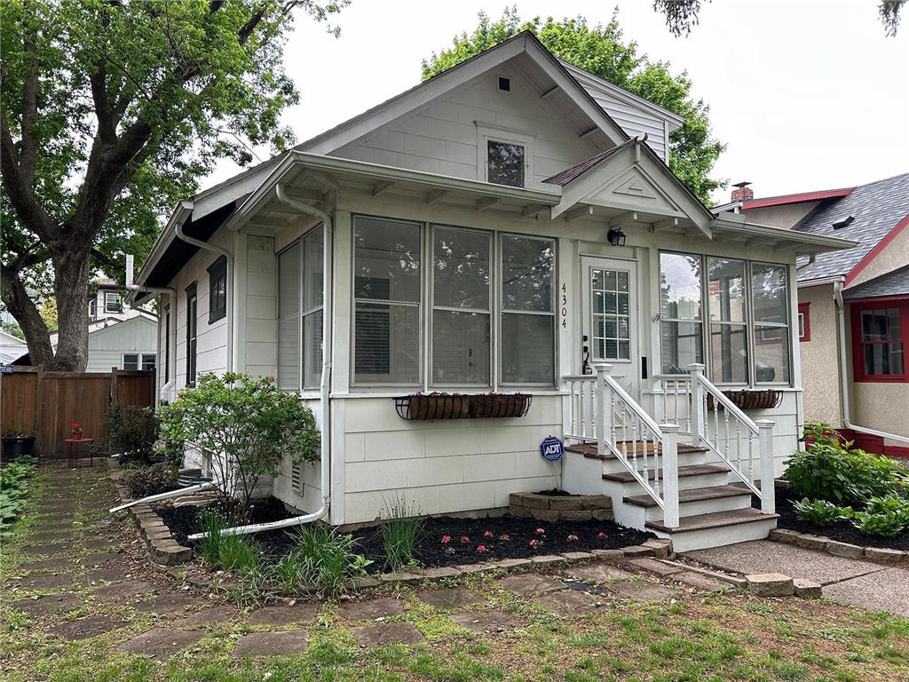 4304 10th Avenue S Minneapolis MN 55407 6534592 image1