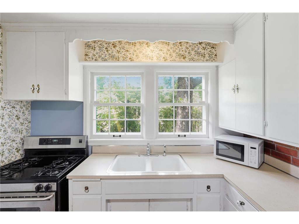 4308 Glencrest Road Golden Valley MN 55416 7064646 image11
