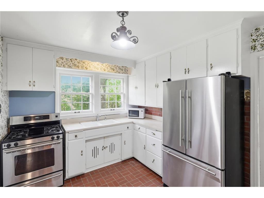 4308 Glencrest Road Golden Valley MN 55416 7064646 image14