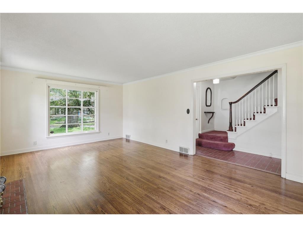 4308 Glencrest Road Golden Valley MN 55416 7064646 image2