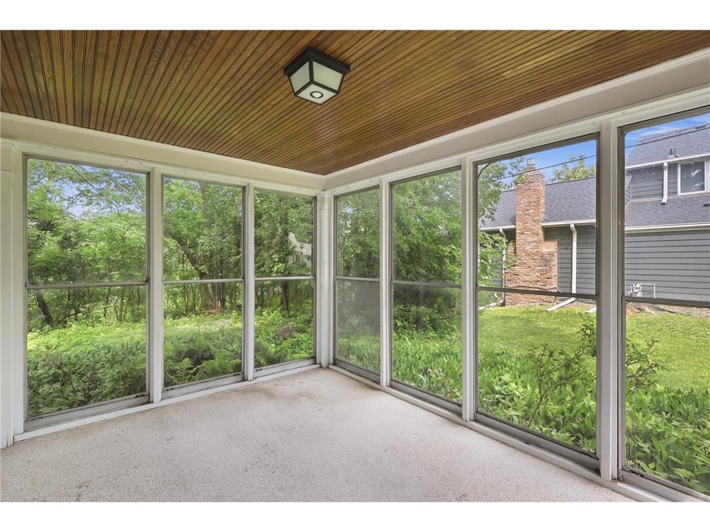 4308 Glencrest Road Golden Valley MN 55416 7064646 image7
