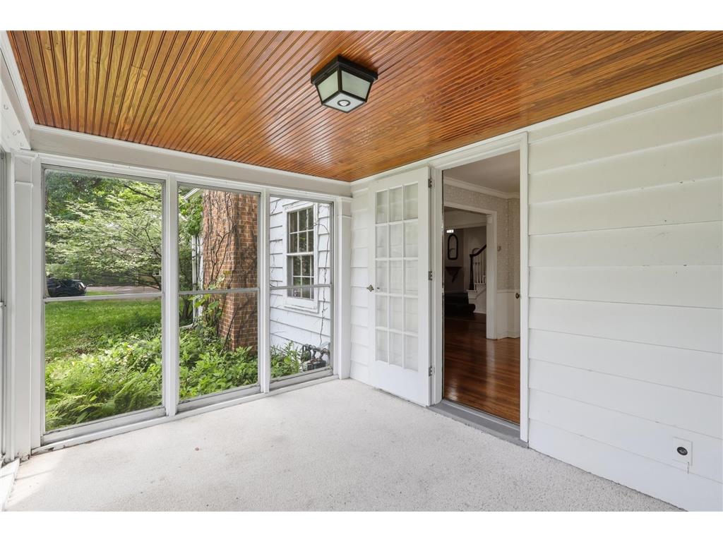 4308 Glencrest Road Golden Valley MN 55416 7064646 image8