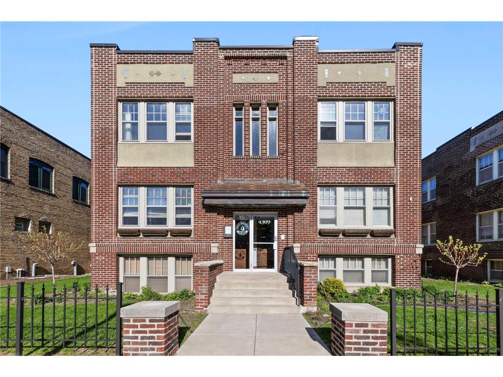 4309 Bryant Avenue S #A203 Minneapolis MN 55409 7071006 image4