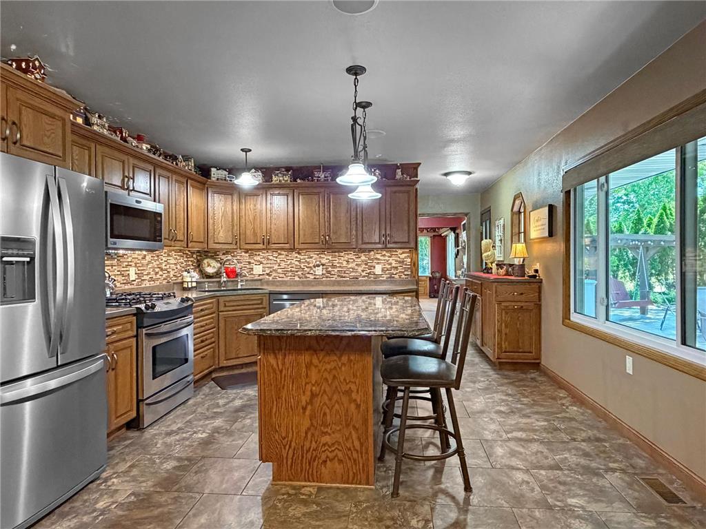 431 Central Avenue S Balaton MN 56115 7086145 image11