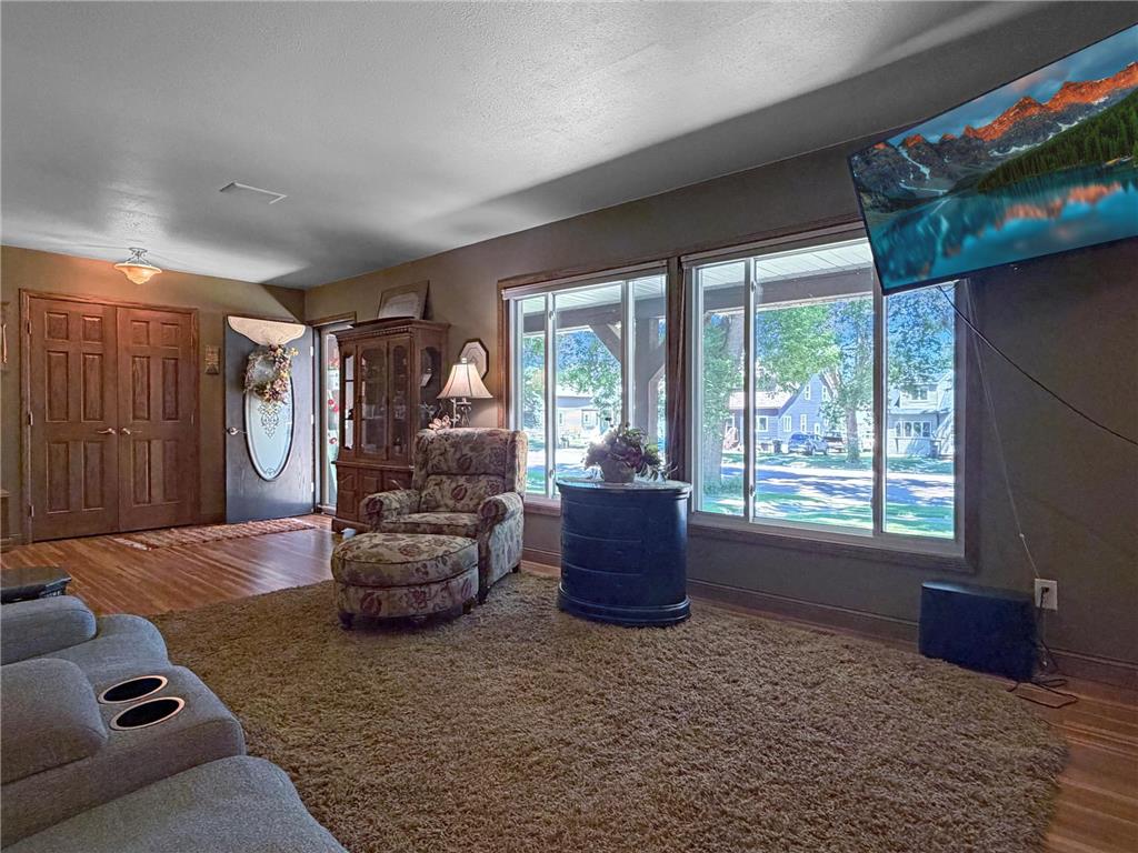 431 Central Avenue S Balaton MN 56115 7086145 image8