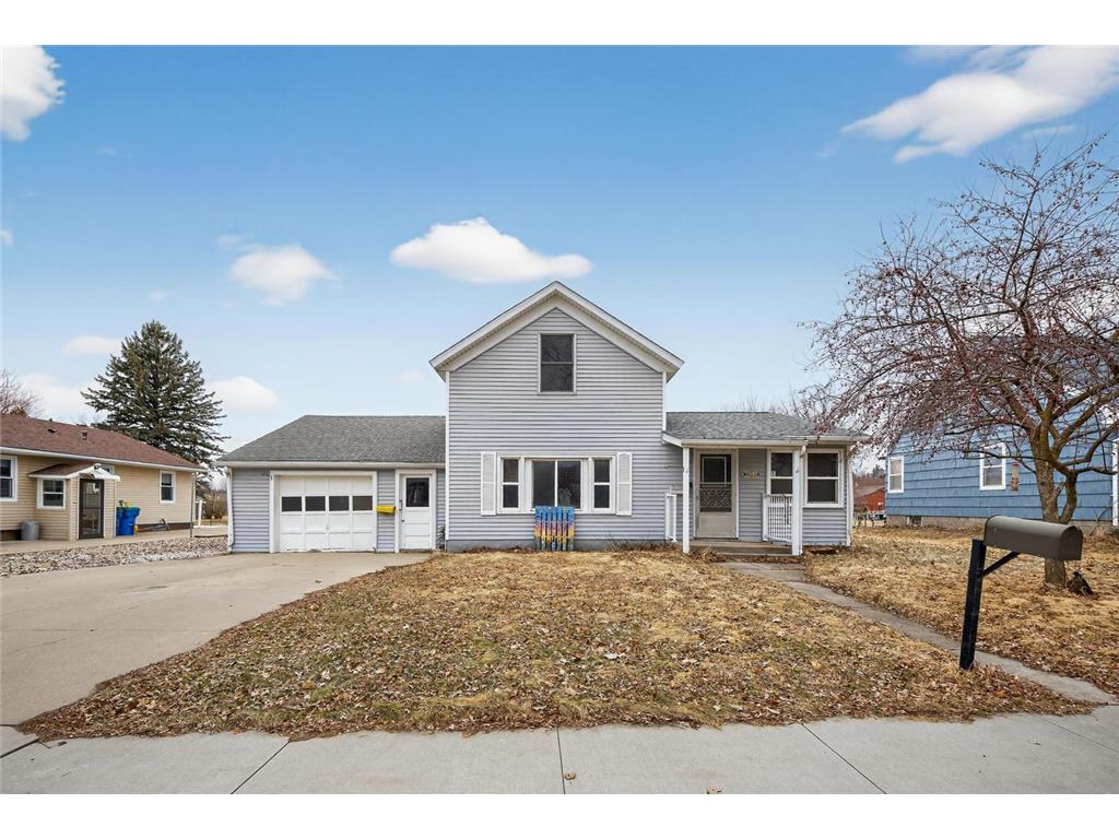 431 E 13th Street Saint Charles MN 55972 7029963 image1