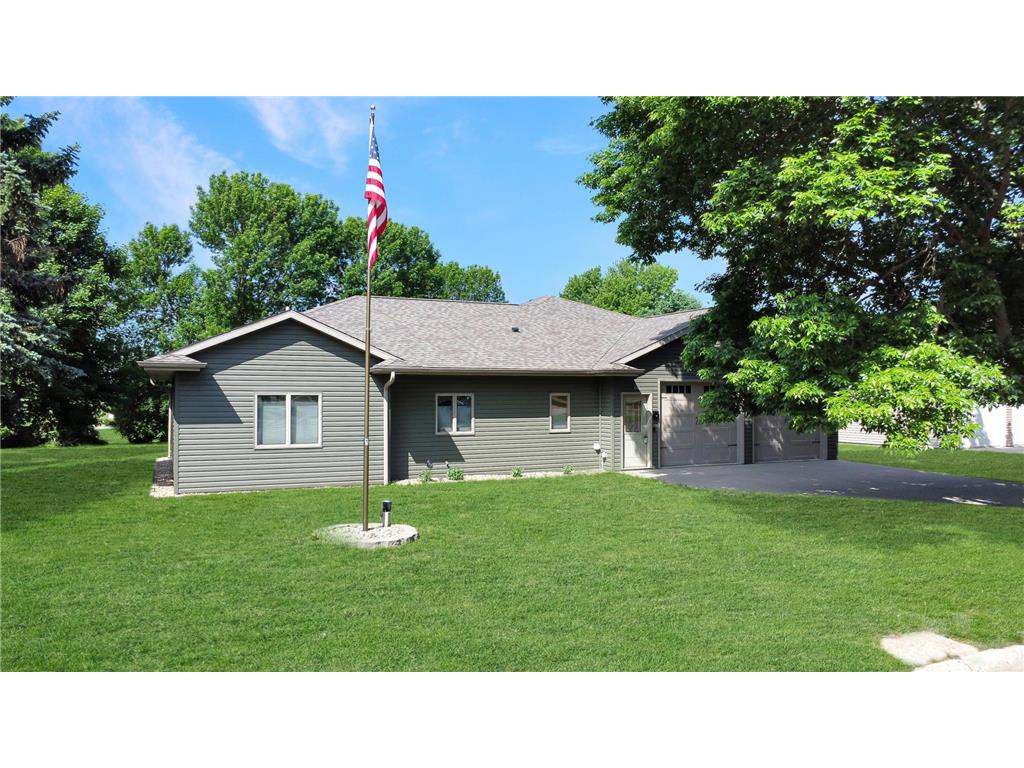 431 Elizabeth Avenue Lake Wilson MN 56151 7034407 image1