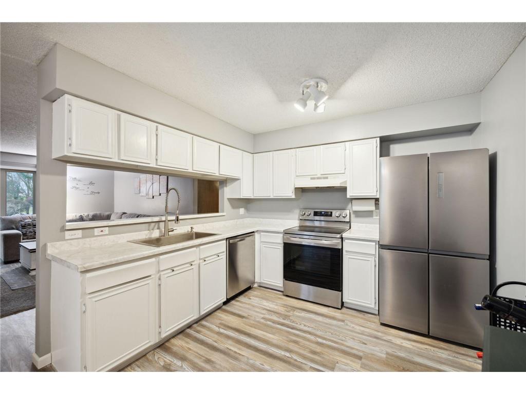 431 Fontaine Court Woodbury MN 55125 6471536 image1