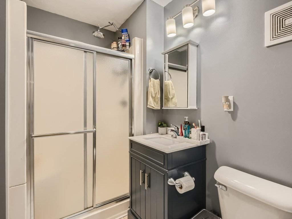 431 Goodhue Street Saint Paul MN 55102 7103205 image9
