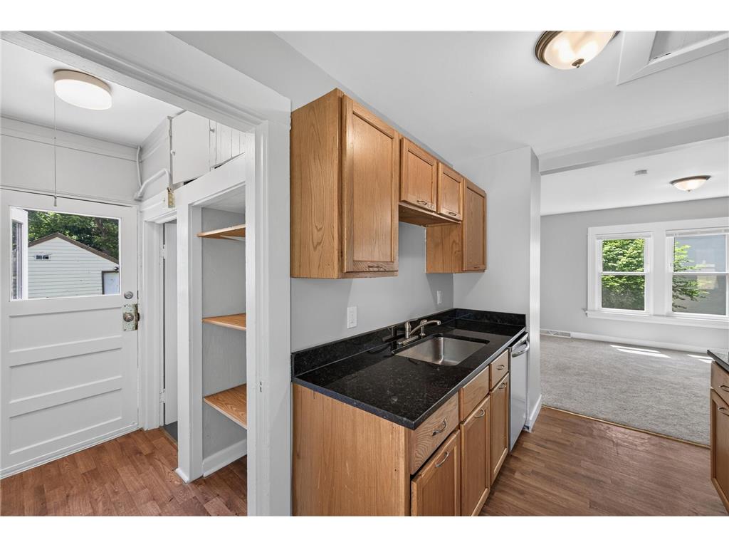 4310 James Avenue N Minneapolis MN 55412 7111128 image11