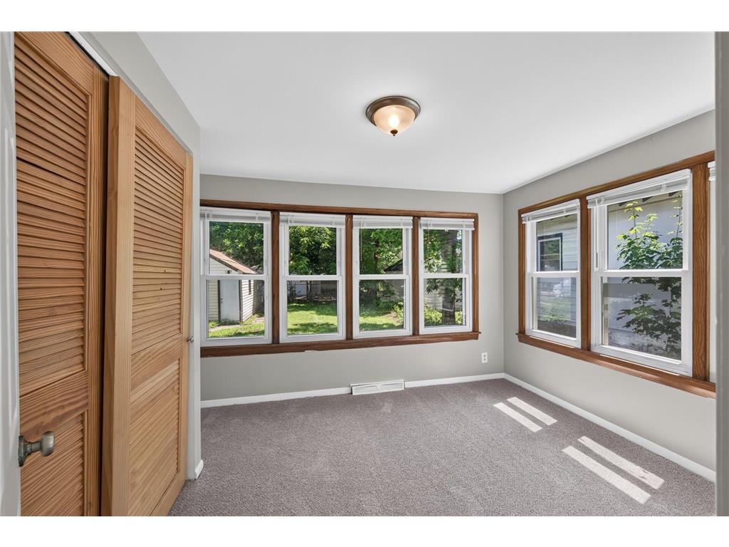 4310 James Avenue N Minneapolis MN 55412 7111128 image15