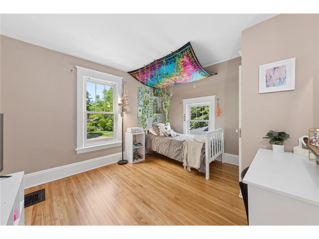 4311 Lyndale Avenue S Minneapolis MN 55409 7073388 image9