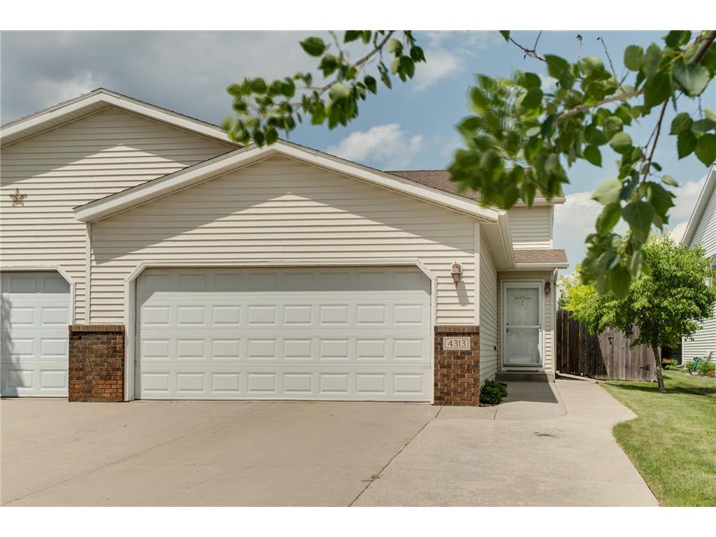 4313 39 1/2 Avenue S Fargo ND 58104 7088482 image1