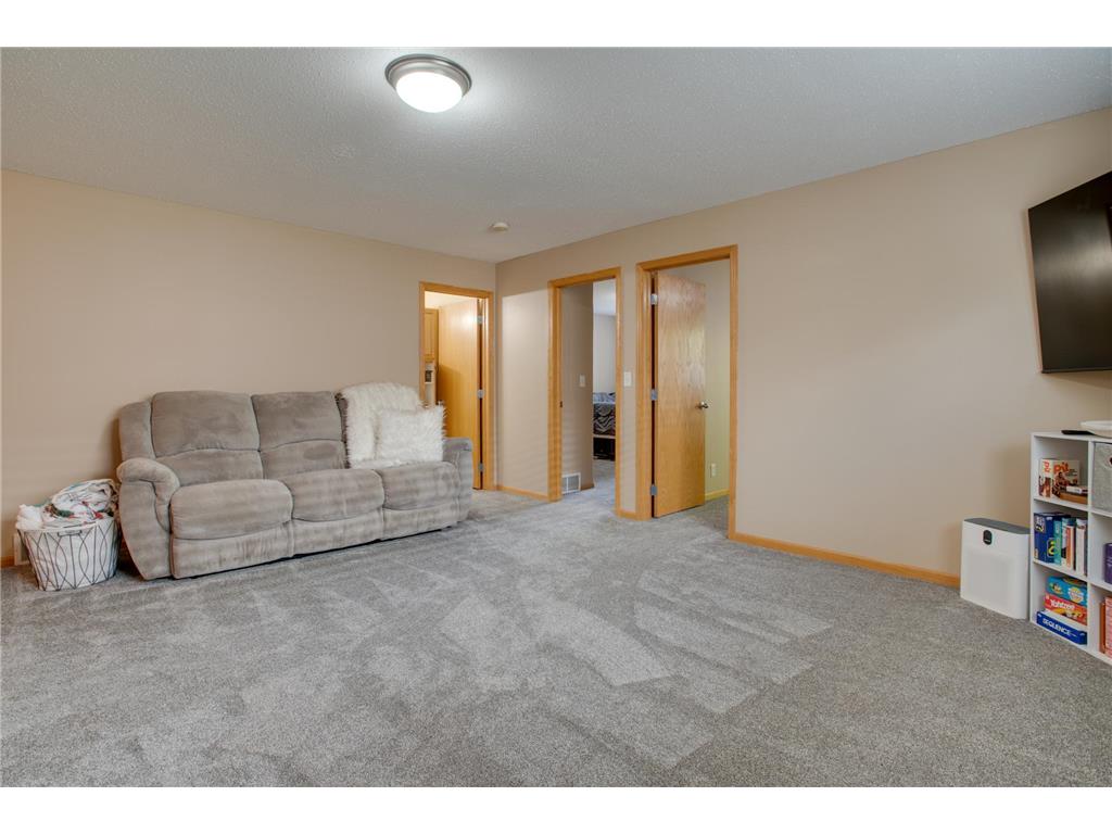 4313 39 1/2 Avenue S Fargo ND 58104 7088482 image16