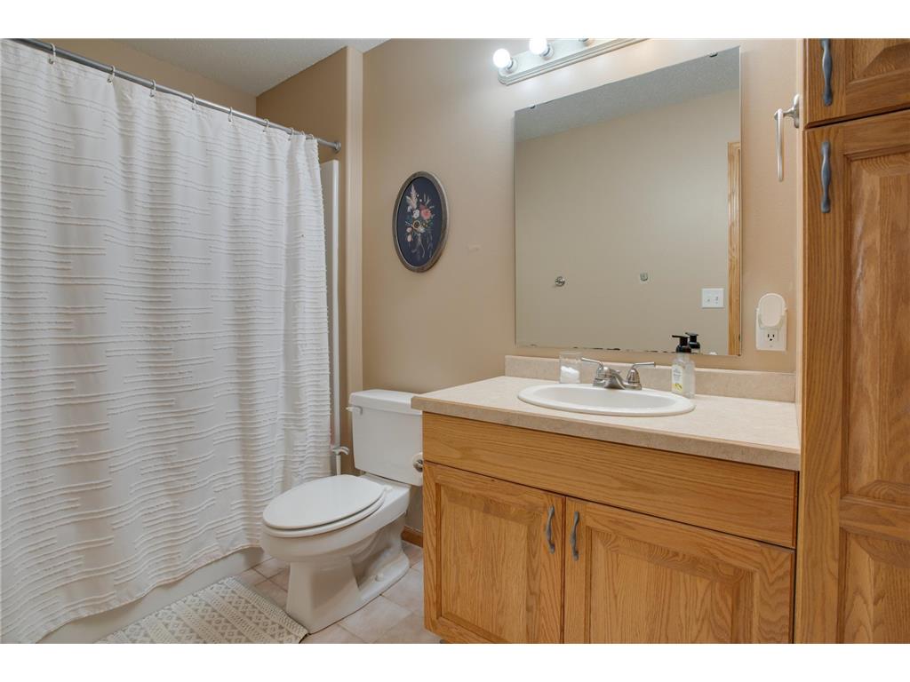 4313 39 1/2 Avenue S Fargo ND 58104 7088482 image22